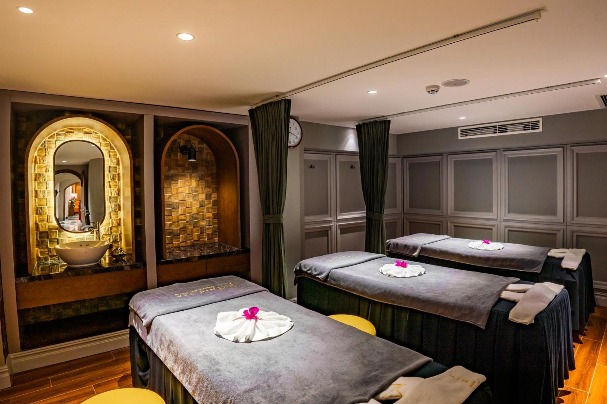 Minerva Premium Hotel Hanoi Exteriör bild