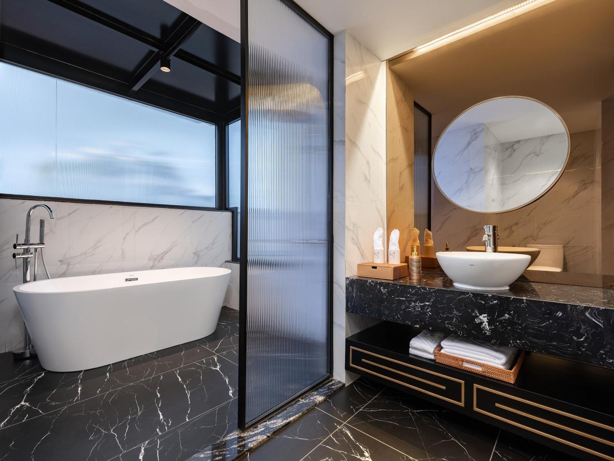 Minerva Premium Hotel Hanoi Exteriör bild