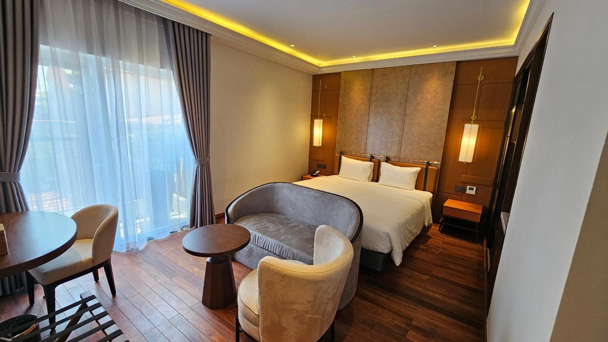 Minerva Premium Hotel Hanoi Exteriör bild